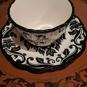 Appetizer bowl and saucer